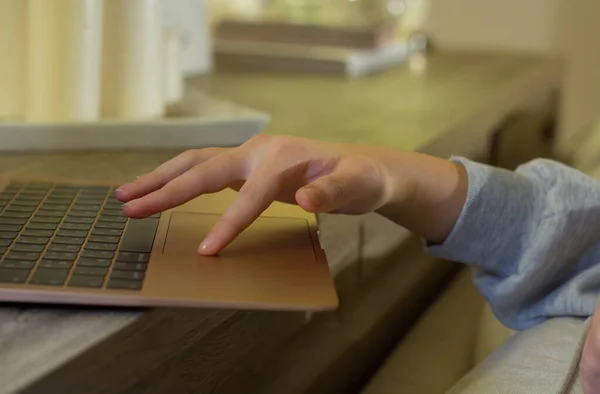 Girl Hands Writing Text Laptop Computer Concept Communication Navigation Internet — Stock Photo, Image