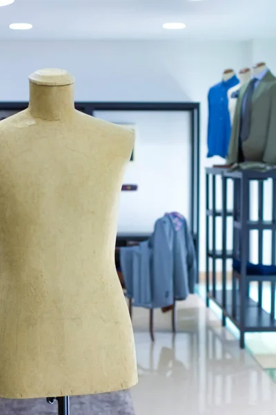 Mannequins Dans Une Boutique Tailleur Costumes Sur Mesure Concept Tailleur — Photo