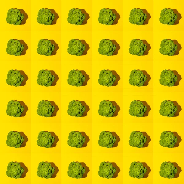 Płynny Wzór Górnego Widoku Dojrzała Soczysta Zielona Głowa Kapusty Brokułów — Zdjęcie stockowe