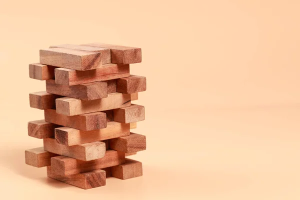 Blocco di legno impilamento, Concetto di crescita finanziaria e aziendale utilizzando come sfondo — Foto Stock