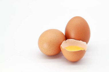 izole ve beyaz arka planda yumurta