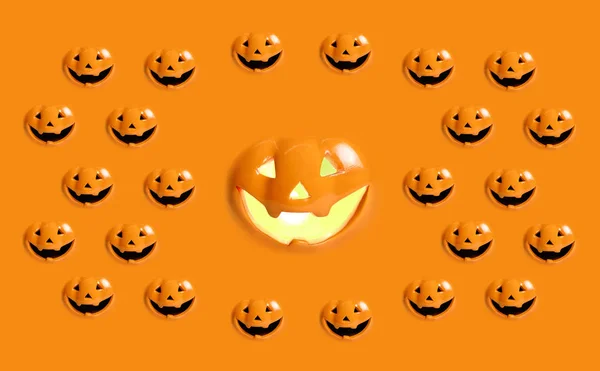 Söt Halloween pumpa på Orange bakgrund — Stockfoto