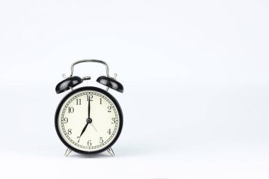 çalar saat izole ve beyaz arka plan