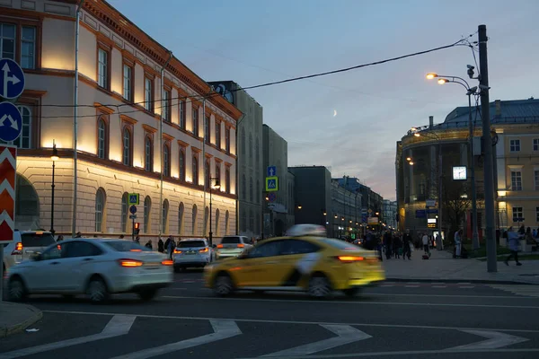 Moskwa Rosja Października 2019 Historyczne Centrum Moskwy Wieczorne Oświetlenie Placu — Zdjęcie stockowe