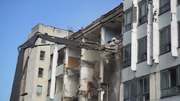 Distruzione Vecchio Edificio Con Attrezzature Speciali Edilizia Lavori Attrezzature Speciali — Video Stock