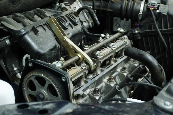 Motor Coche Moderno Durante Las Reparaciones —  Fotos de Stock