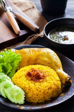 tavuk veya tavuk biryani sarı pirinç pilavlı