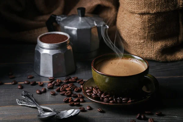 Šálek Kávy Kávové Boby Pytlem — Stock fotografie