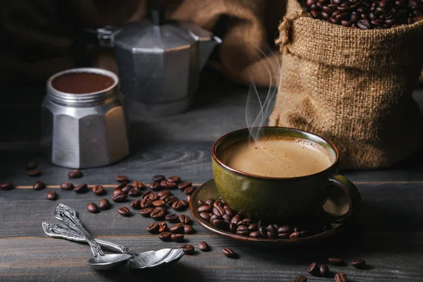 Kaffeetasse Und Kaffeebohnen Mit Tüte — Stockfoto