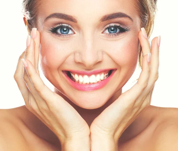 genç bir kadın yüzü beyaz zemin üzerine izole dokunmadan