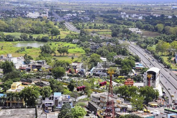 Güzel bir teleferik manzarası ve Agra-Mumbai otoyolu. — Stok fotoğraf