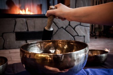 Spa odasında meditasyon yuvarlak Ses