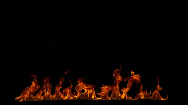 Llamas de fuego sobre fondo negro. — Foto de Stock