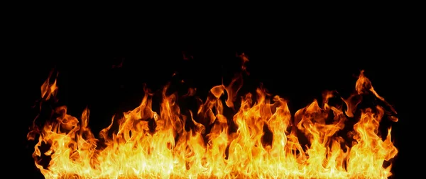 alevler siyah arkaplanda