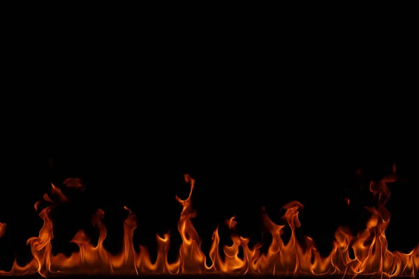 Api api api di latar belakang hitam. — Stok Foto
