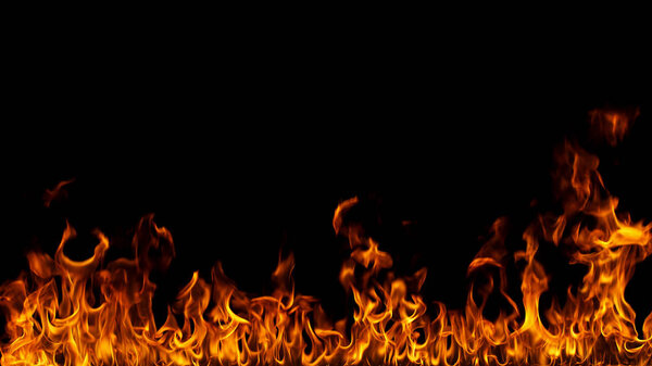 огонь пламя на черном фоне.