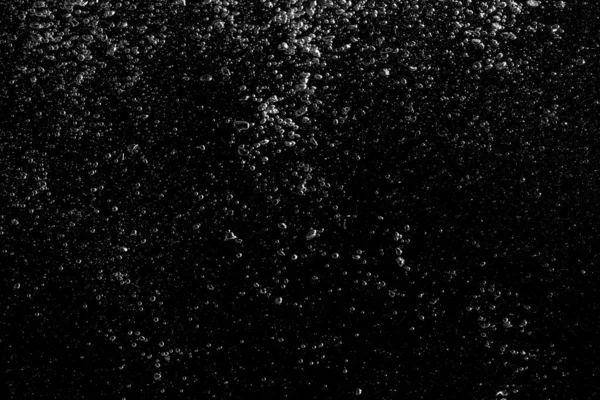 Suyun altında beyaz kabarcıklar — Stok fotoğraf