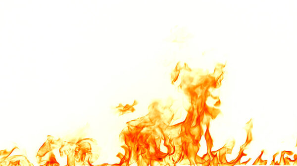 Огонь пламя изолированы на белом фоне.