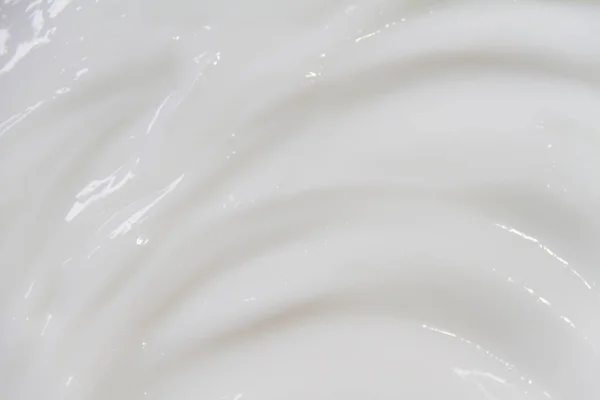 La superficie bianca della crema ammorbidisce lo sfondo . — Foto Stock