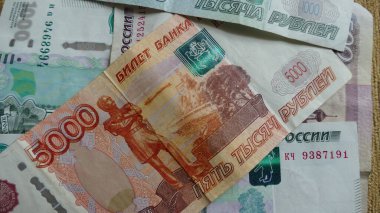 Çeşitli mezheplerin Rus banknotları