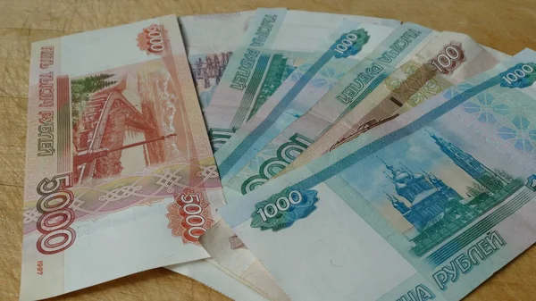 Russische Bankbiljetten Van Verschillende Denominaties — Stockfoto