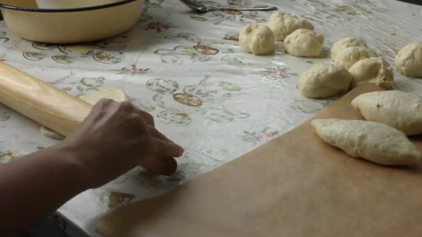 Cooks Prepare Pies Filling — Stock Video