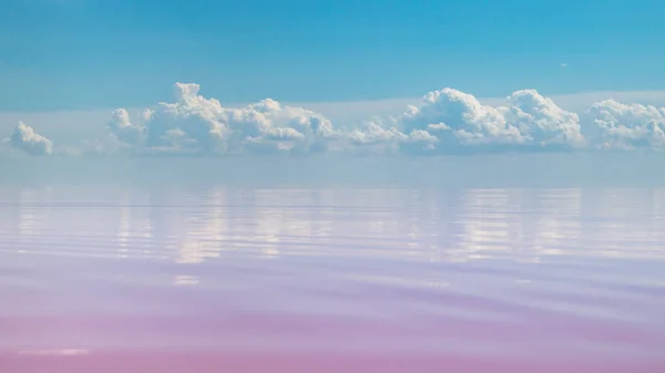 Água Lago Sal Rosa Vista Perto Superfície Lago Com Reflexo — Fotografia de Stock