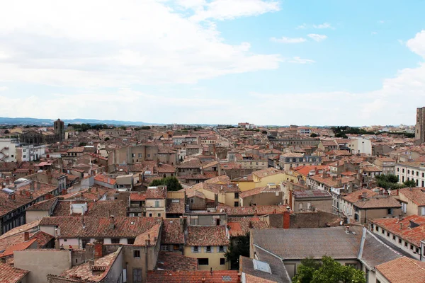 Yüksekliklerden şehrin görünümü, Fransa, Carcassonne