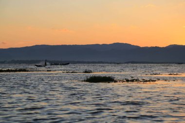 Myanmar 'daki güzel Inle Gölü