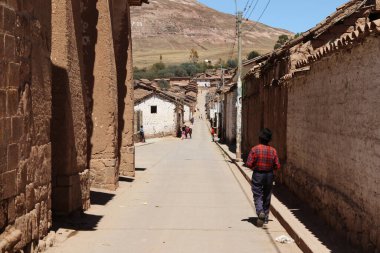 Peru And Dağları 'nda küçük bir köy.