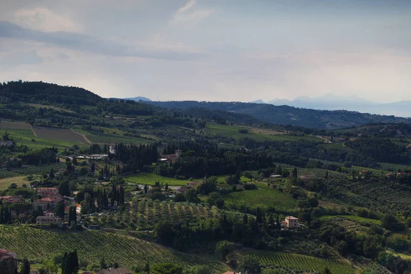 Utsikt över utsikten från Salvucci tornet i San Gimignano — Stockfoto