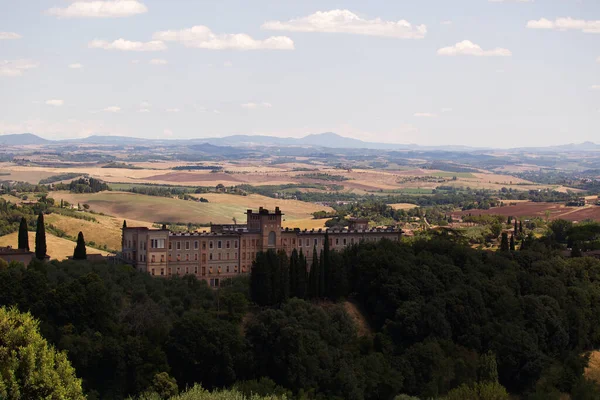 Panorama alrededor de la ciudad de Siena — Foto de Stock