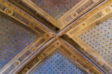 Siena 'daki Santa Maria della Scala müzesinin içinde.