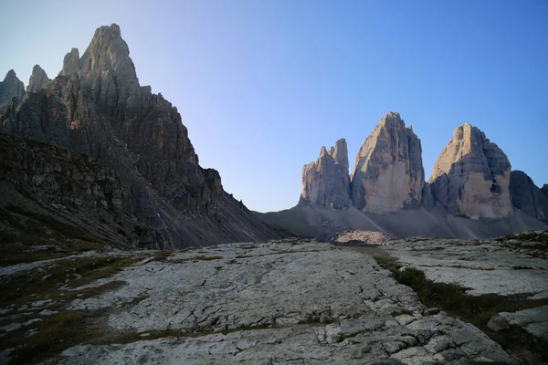 İtalyan Dolomitlerindeki Lavaredo 'nun Üç Tepesi — Stok fotoğraf
