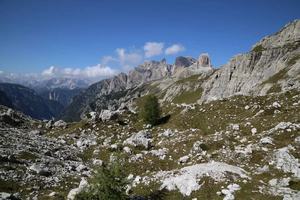 Park Naturalny Trzy Szczyty Włoskich Dolomitach Wysokiej Jakości Zdjęcie — Zdjęcie stockowe