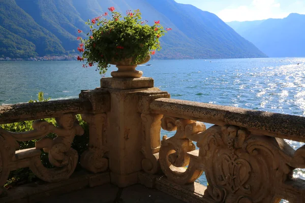 Lago Como, detalhe de Villa Balbaniello, Itália — Fotografia de Stock
