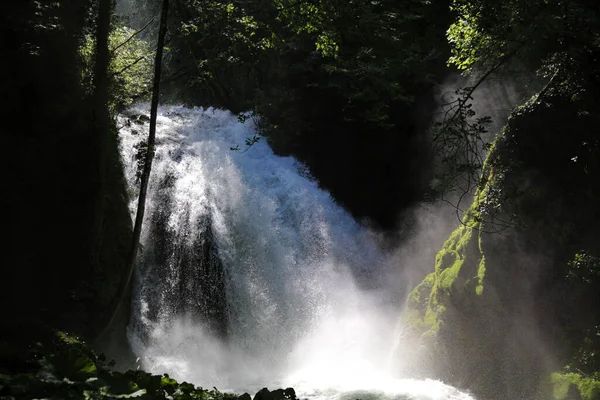 As esplêndidas cachoeiras de Marmore na Itália — Fotografia de Stock