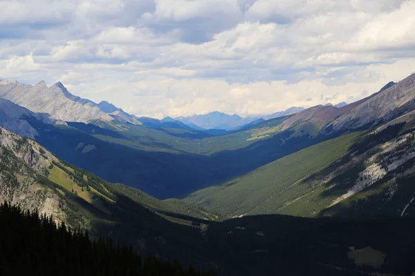 Prachtig landschap in het Banff National Park Canada — Stockfoto