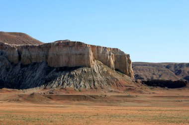 Mangystau 'daki Airakty Kalesi' ndeki Dağlar Vadisi. Yüksek kalite fotoğraf