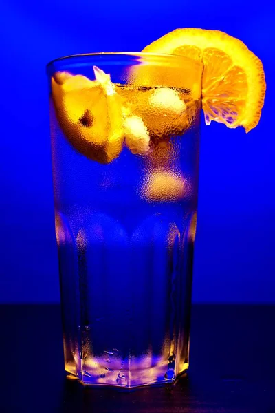 Buzlu Limonlu Kokteyl — Stok fotoğraf