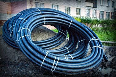 Siyah plastik kablo sarılı bir arka plan