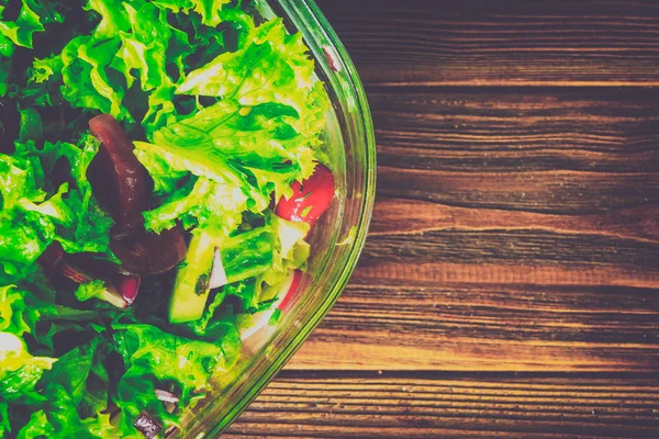 Sebzeli yeşil salata