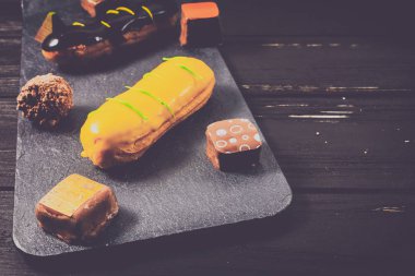 Şekerleme yemek. Pişirme kek ve hamur işleri