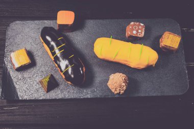 Şekerleme yemek. Pişirme kek ve hamur işleri