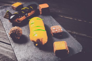 Şekerleme yemek. Pişirme kek ve hamur işleri