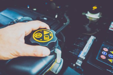 Arabanın motoru teknik onay