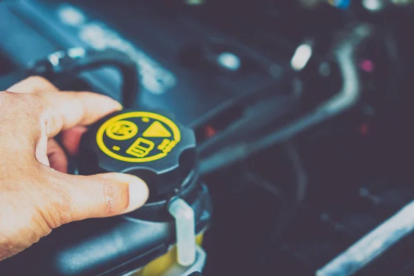 Control Técnico Del Motor Del Coche — Foto de Stock