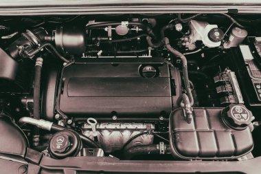 Vinnitsa, Ukrayna - 25 Haziran 2017: başlık altında aracın iç