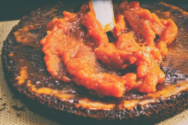 Hazırlık pasta, Pastalar reçel Yayilim