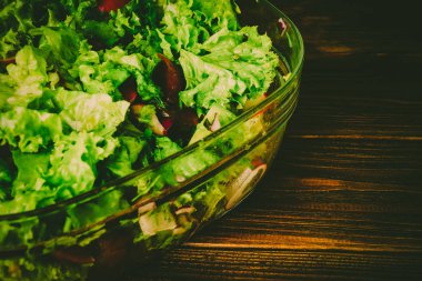 Sebzeli yeşil salata